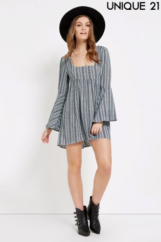 Unique 21 Jagger Mini Feather Print Flared Sleeve 70's Dress